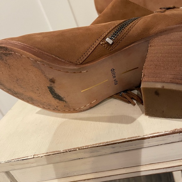 Dolce Vita Tan Suede Fringe Ankle Booties - Picture 4 of 5